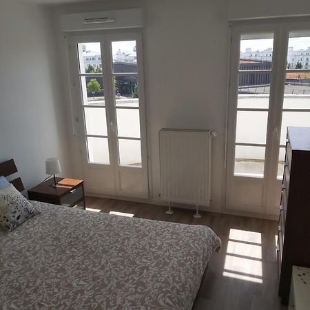 3 Room Flat In Parklane - 1,5Km Disney セリ エクステリア 写真