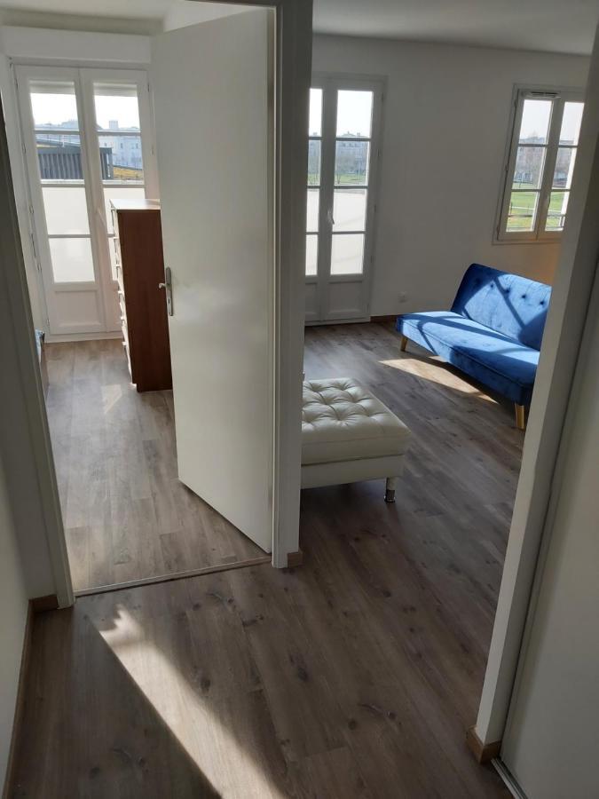 3 Room Flat In Parklane - 1,5Km Disney セリ エクステリア 写真